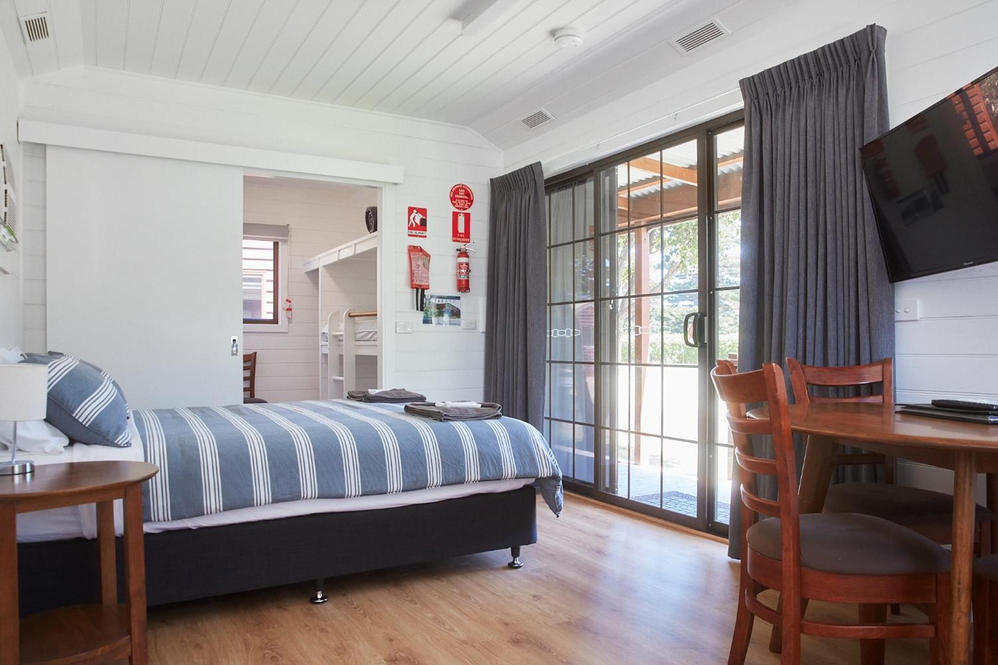 Surfside Holiday Park ווארנאמבול מראה חיצוני תמונה