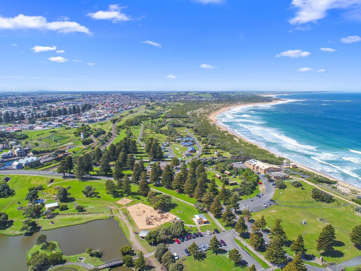 Surfside Holiday Park ווארנאמבול מראה חיצוני תמונה